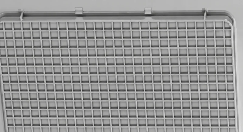 Grid-pattern base — Euro containers