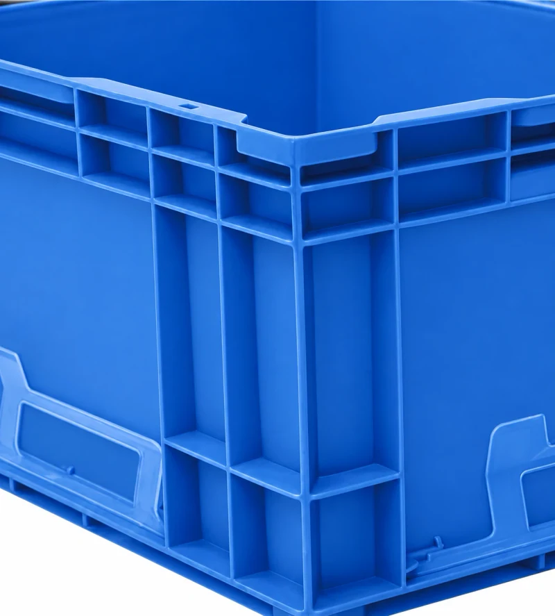 Corner ribs and label area — HP stacking containers