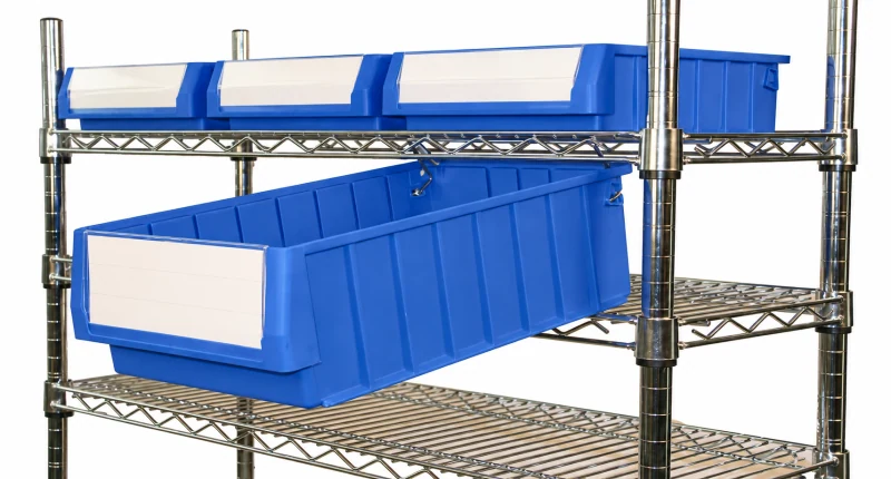 Pull-out access on wire shelving — Partition bins