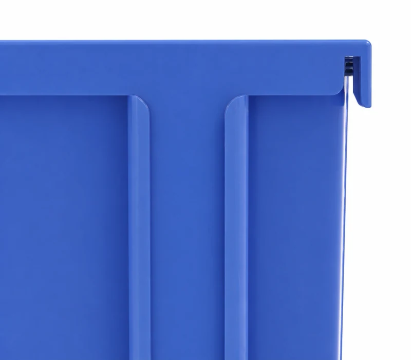 Rear hanging lip — Stacking & hanging bins